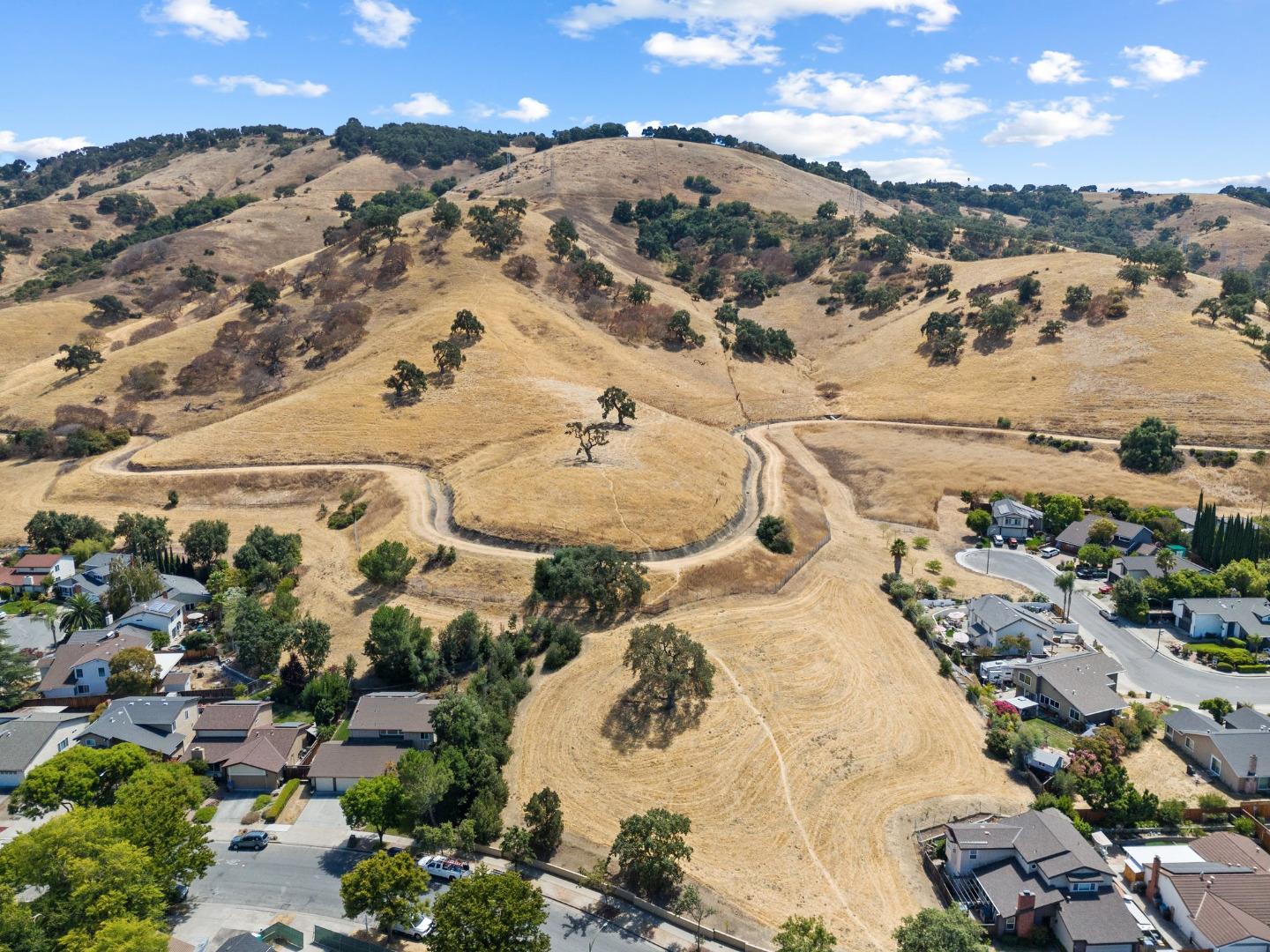 Detail Gallery Image 42 of 50 For 6235 Glider Dr, San Jose,  CA 95123 - 3 Beds | 2 Baths