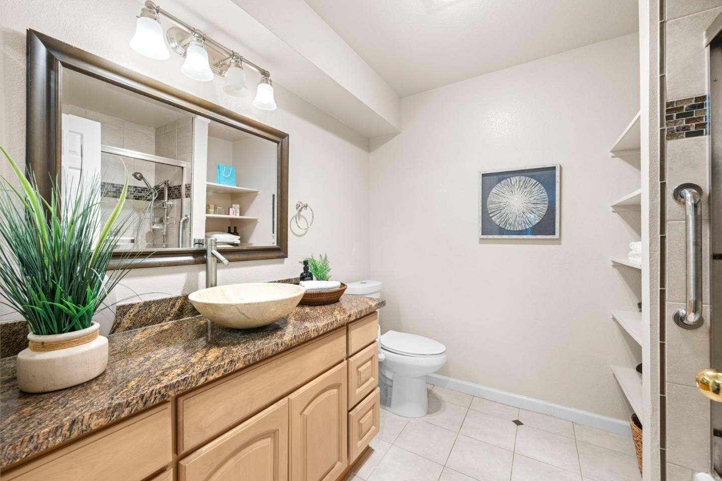 Detail Gallery Image 13 of 47 For 1271 Poplar Ave #210,  Sunnyvale,  CA 94086 - 3 Beds | 2 Baths