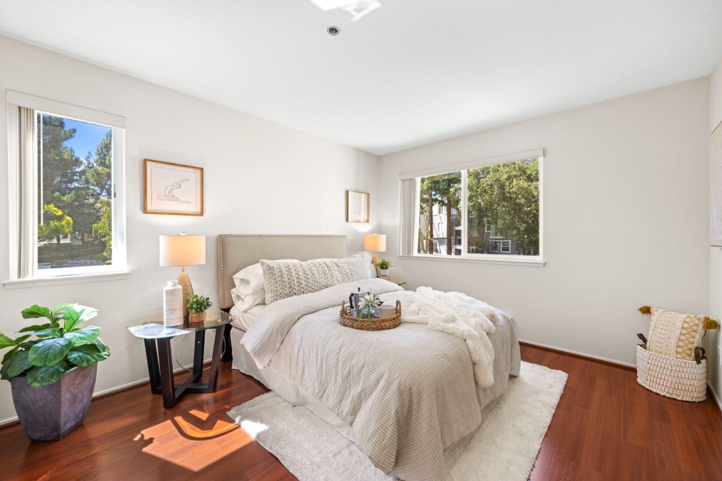 Detail Gallery Image 16 of 47 For 1271 Poplar Ave #210,  Sunnyvale,  CA 94086 - 3 Beds | 2 Baths