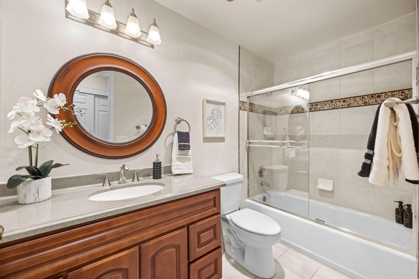 Detail Gallery Image 18 of 47 For 1271 Poplar Ave #210,  Sunnyvale,  CA 94086 - 3 Beds | 2 Baths