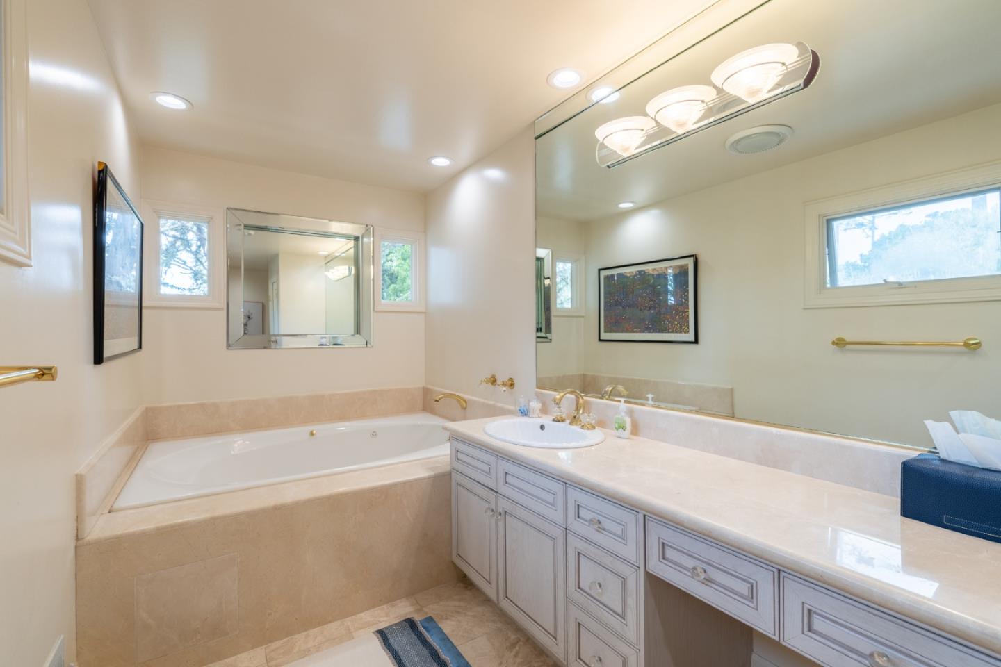 Detail Gallery Image 23 of 29 For 3045 Stevenson Dr, Pebble Beach,  CA 93953 - 3 Beds | 3/1 Baths