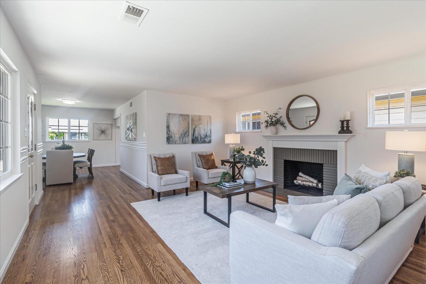 Detail Gallery Image 1 of 1 For 352 B St, Redwood City,  CA 94063 - 3 Beds | 2 Baths