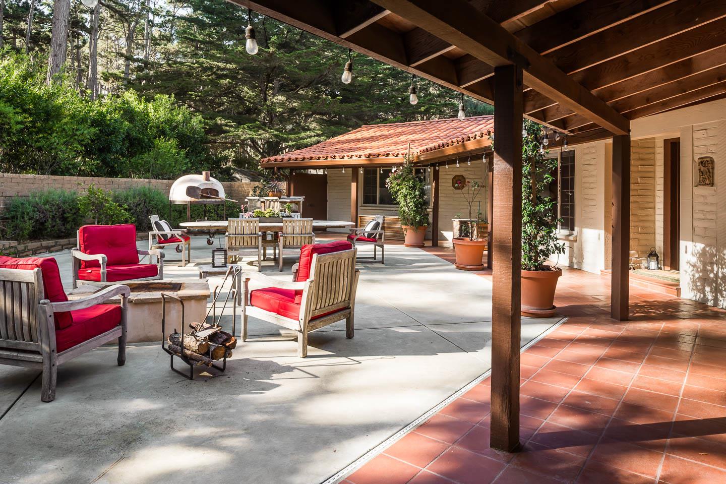 Detail Gallery Image 2 of 15 For 1268 Viscaino Rd, Pebble Beach,  CA 93953 - 4 Beds | 3 Baths