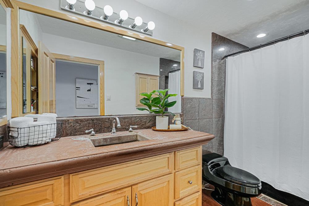 Detail Gallery Image 19 of 64 For 7315 Langley Canyon Rd, Salinas,  CA 93907 - 3 Beds | 2 Baths