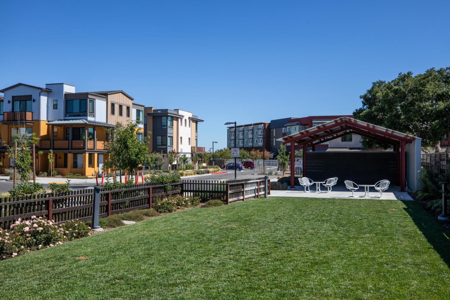 Detail Gallery Image 30 of 40 For 15034 Briggs Ct, Los Gatos,  CA 95032 - 3 Beds | 2/1 Baths