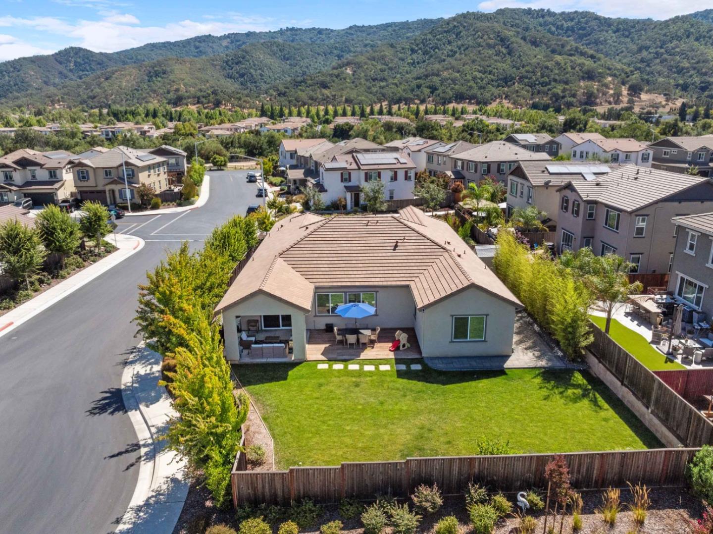 Detail Gallery Image 44 of 46 For 7887 Cumin Ct, Gilroy,  CA 95020 - 4 Beds | 3 Baths