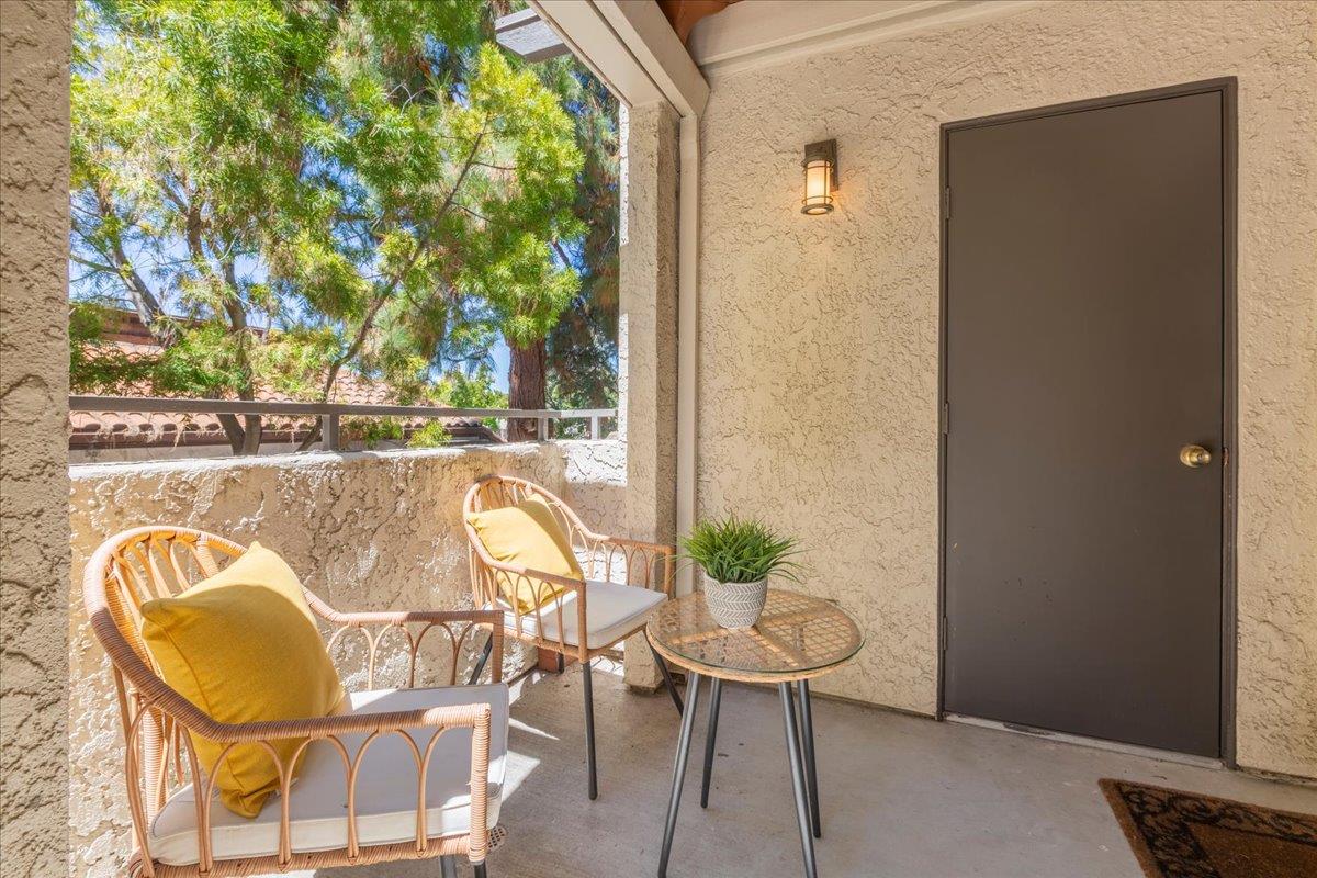 Detail Gallery Image 9 of 30 For 880 E Fremont Ave #412,  Sunnyvale,  CA 94087 - 2 Beds | 1 Baths