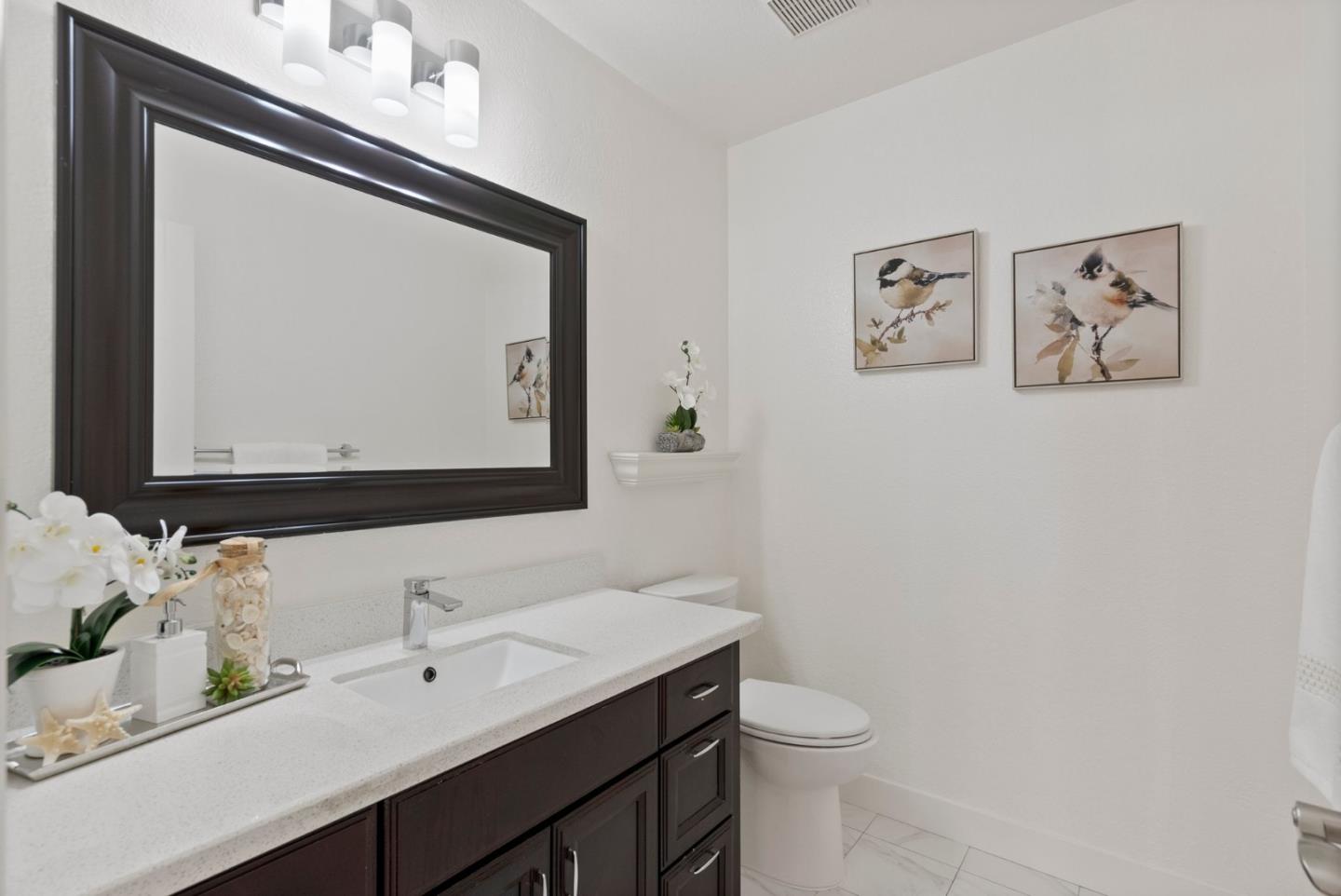 Detail Gallery Image 21 of 48 For 320 Treasure Island Dr, Belmont,  CA 94002 - 3 Beds | 2/1 Baths