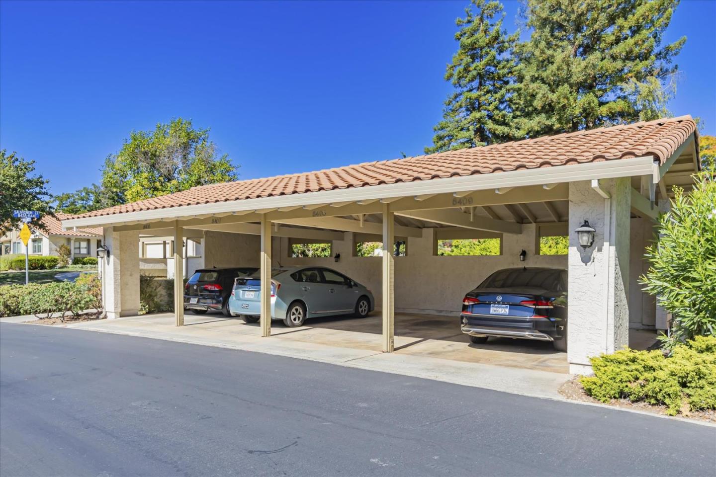 Detail Gallery Image 39 of 43 For 8408 Chenin Blanc Ln, San Jose,  CA 95135 - 2 Beds | 2 Baths