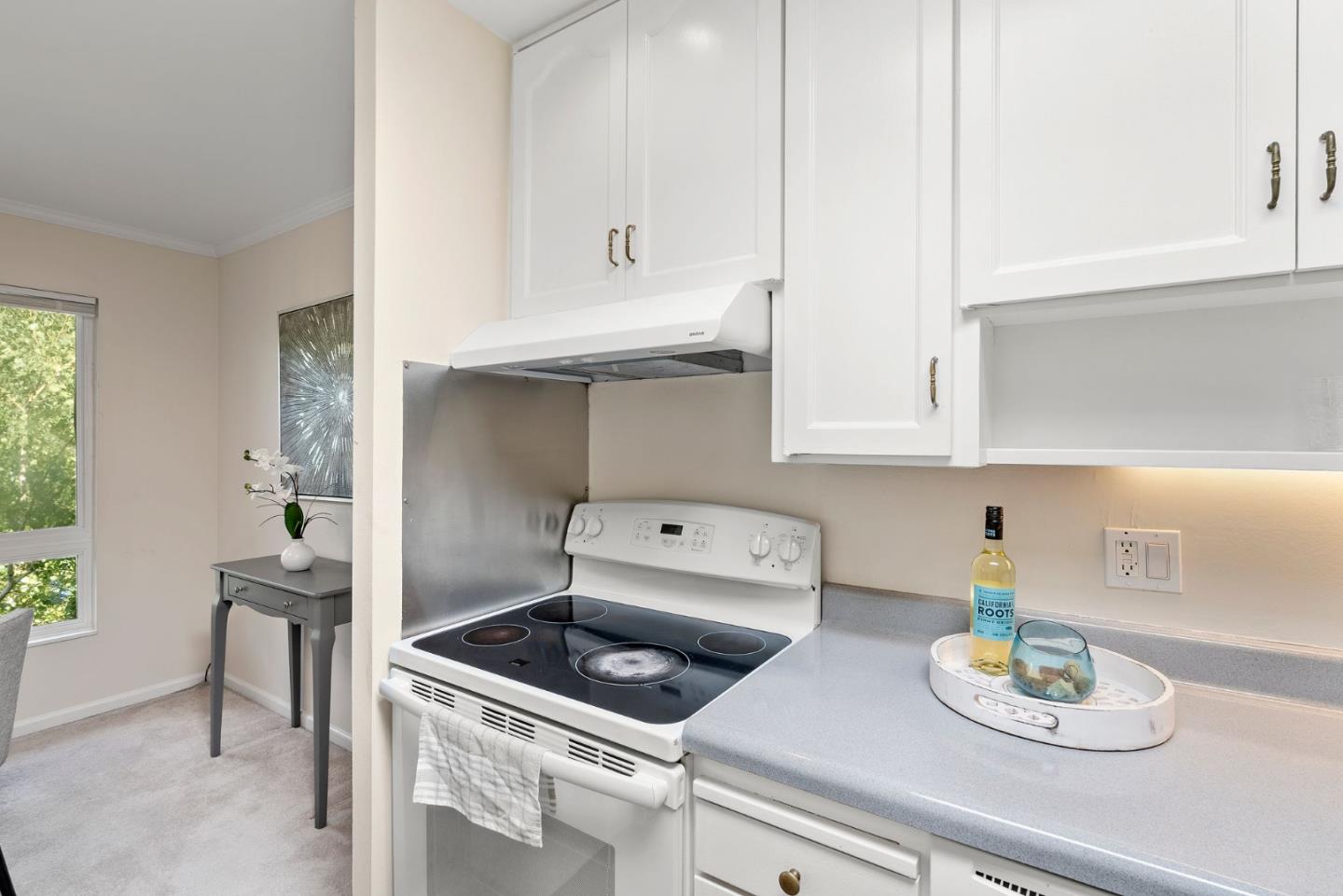 Detail Gallery Image 10 of 23 For 820 N Delaware St #410,  San Mateo,  CA 94401 - 2 Beds | 1 Baths