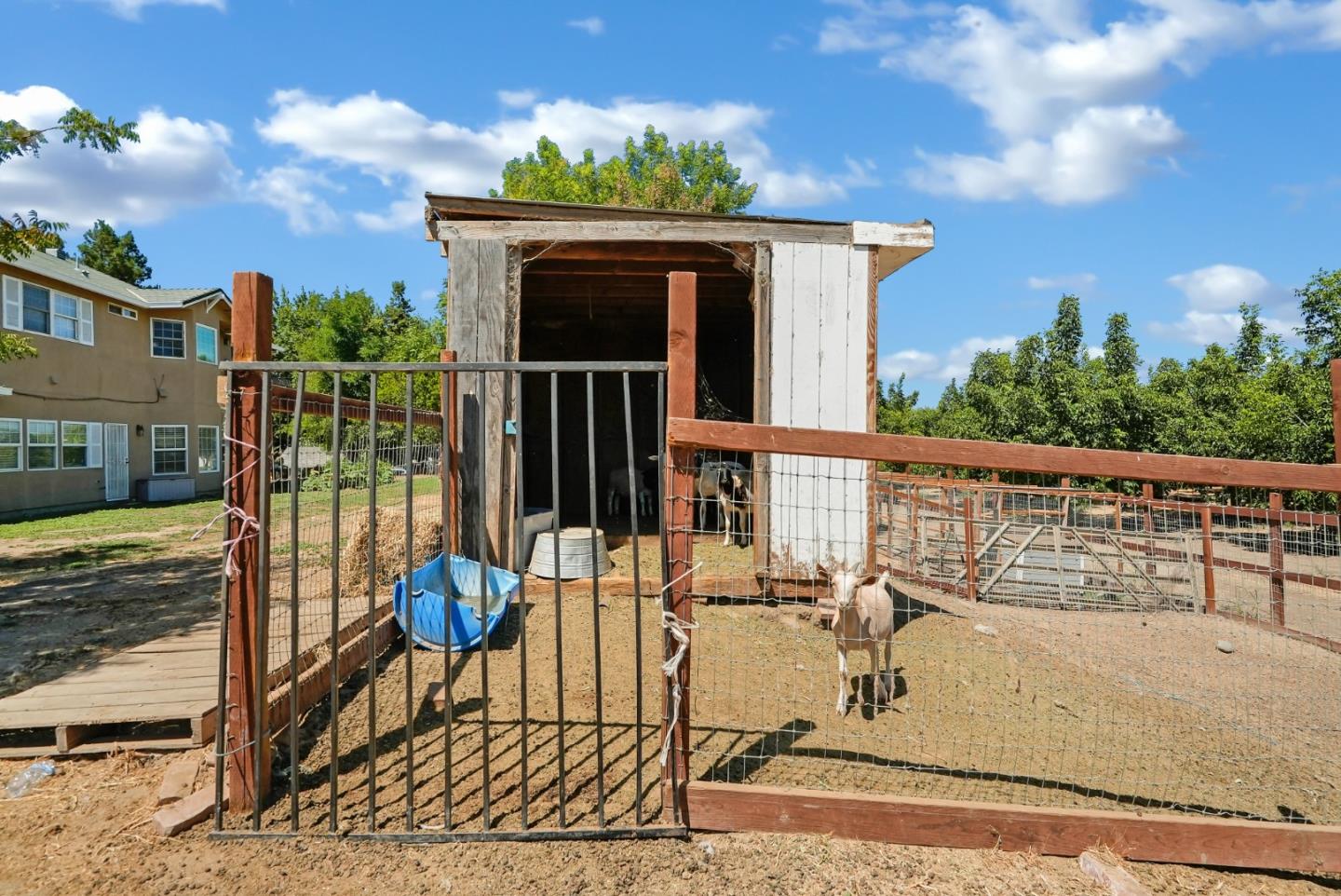 Detail Gallery Image 81 of 105 For 30200 Garden Rd, Manteca,  CA 95337 - 4 Beds | 4/1 Baths