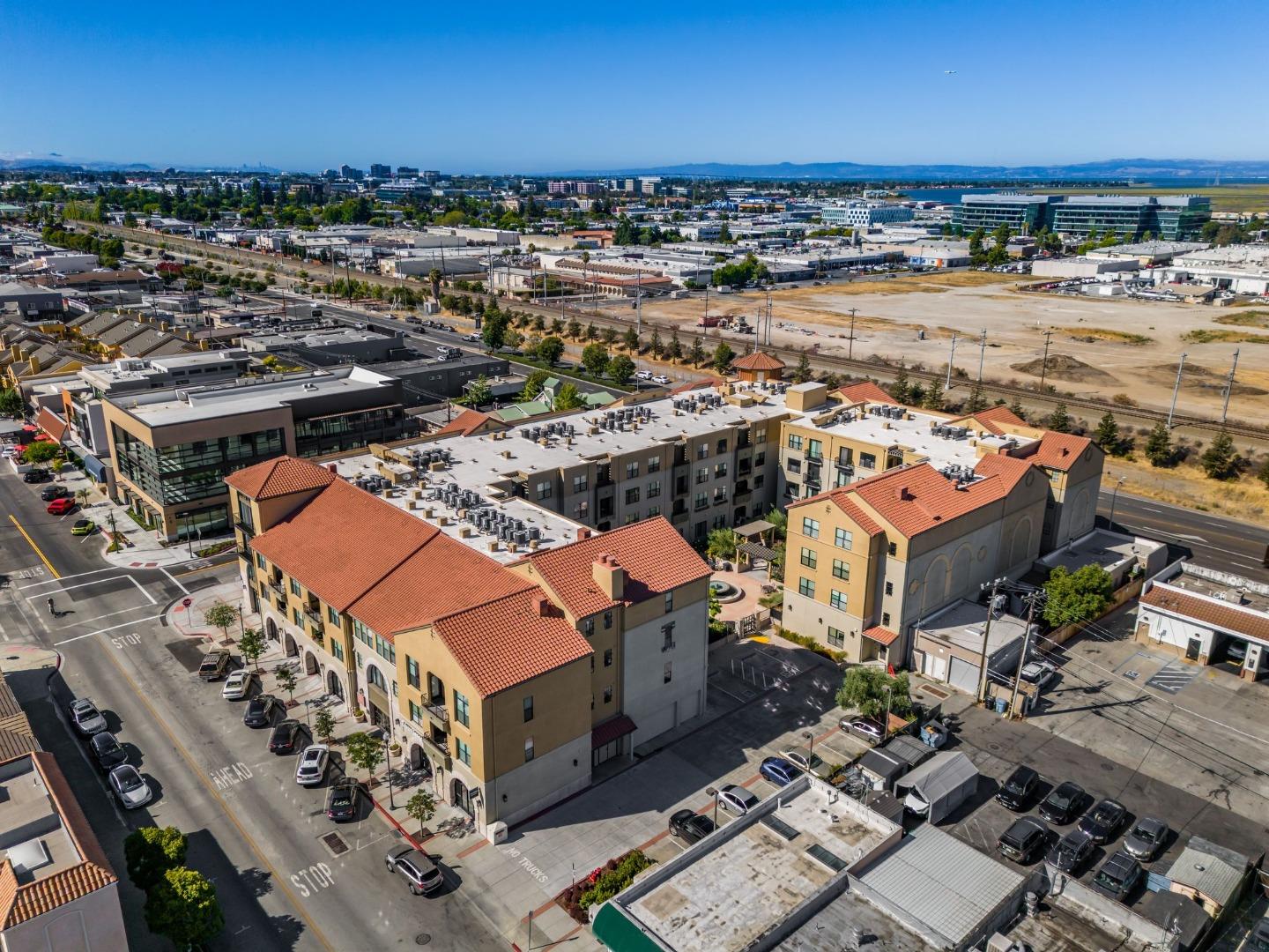 Detail Gallery Image 36 of 37 For 1001 Laurel St #306,  San Carlos,  CA 94070 - 2 Beds | 2 Baths