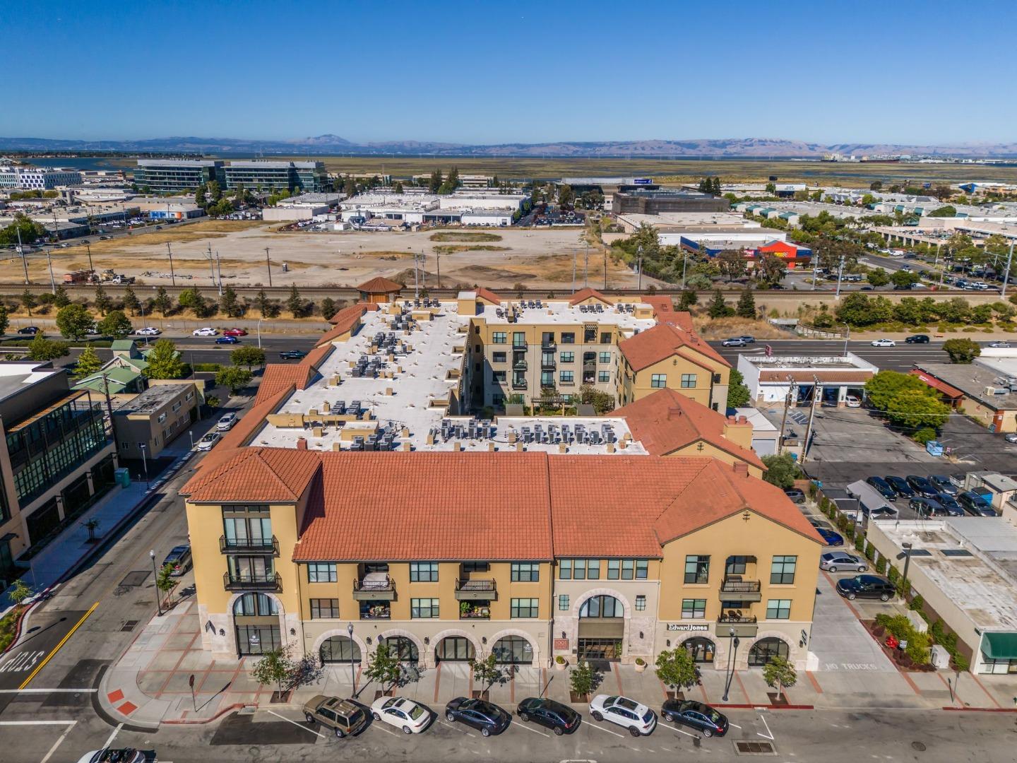 Detail Gallery Image 37 of 37 For 1001 Laurel St #306,  San Carlos,  CA 94070 - 2 Beds | 2 Baths