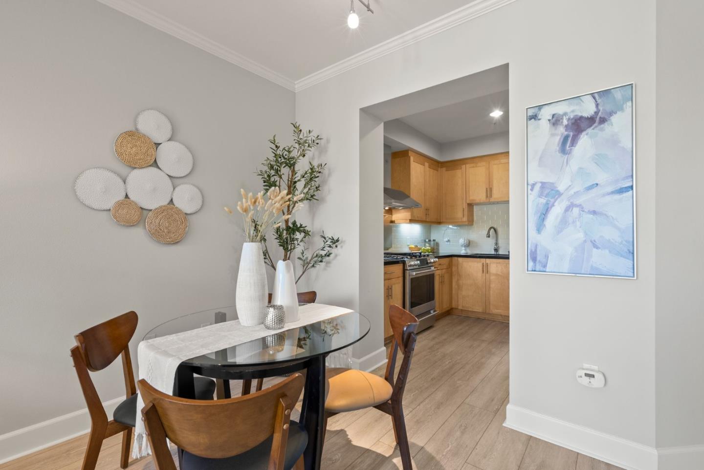 Detail Gallery Image 8 of 37 For 1001 Laurel St #306,  San Carlos,  CA 94070 - 2 Beds | 2 Baths