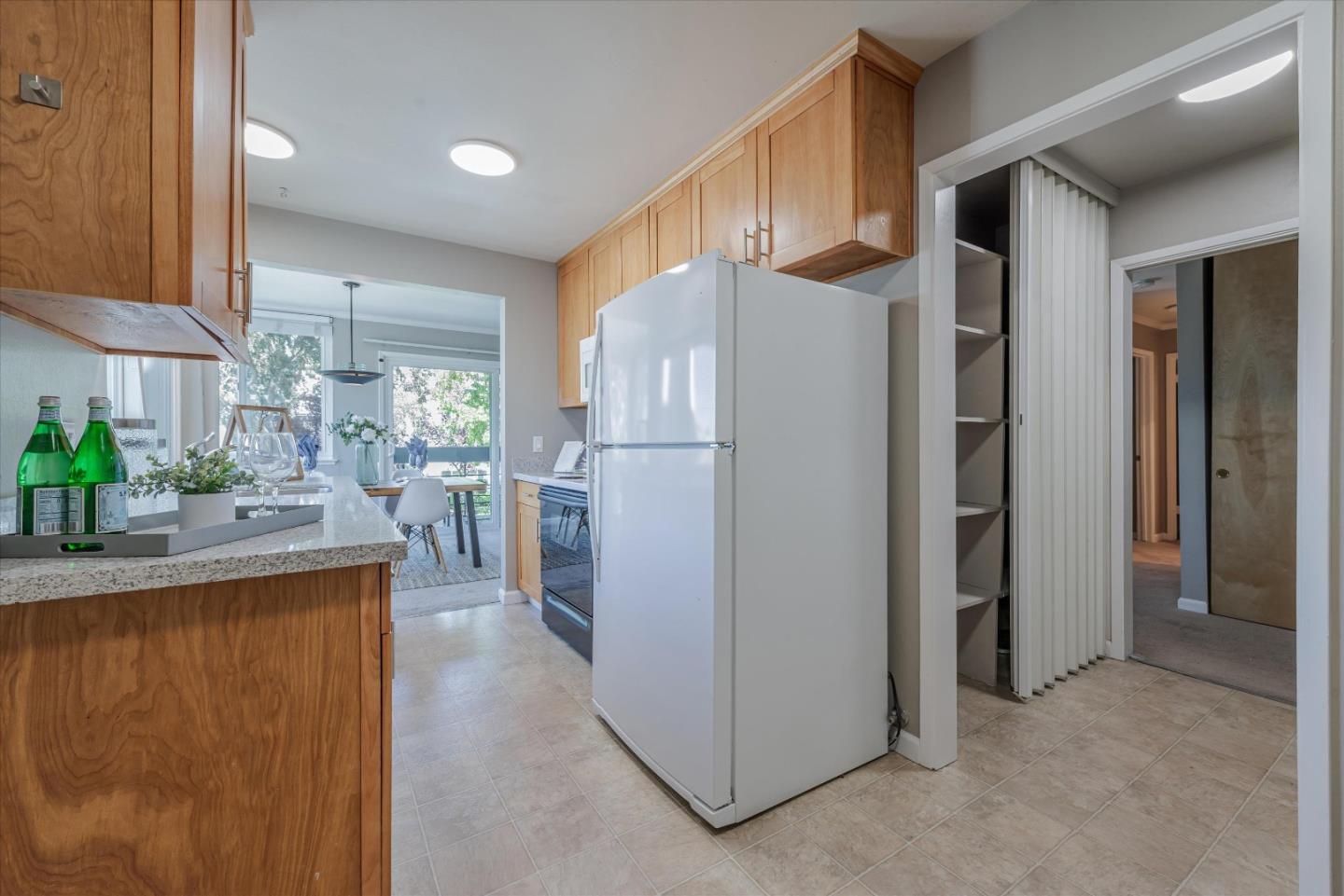 Detail Gallery Image 12 of 41 For 1049 Shell Blvd #5,  Foster City,  CA 94404 - 2 Beds | 2 Baths