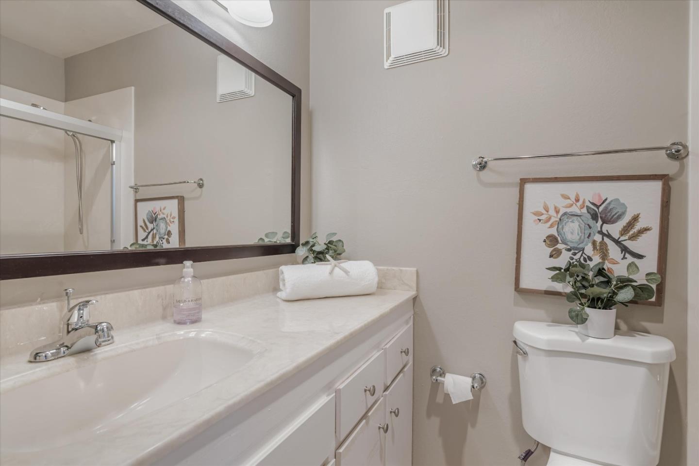 Detail Gallery Image 27 of 41 For 1049 Shell Blvd #5,  Foster City,  CA 94404 - 2 Beds | 2 Baths