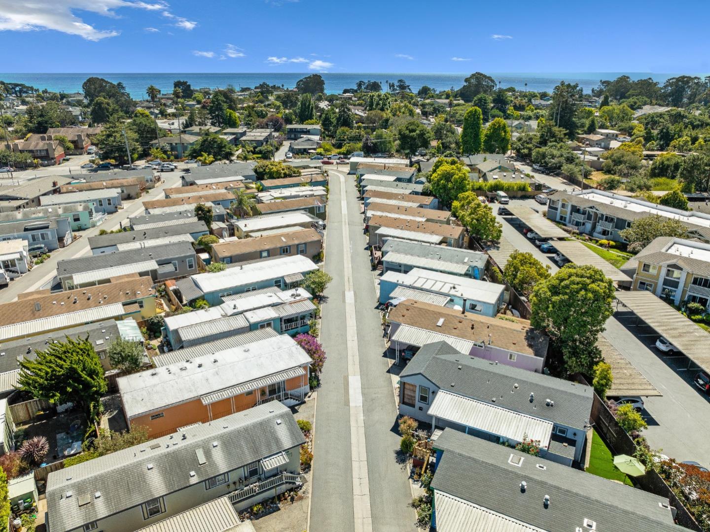 Detail Gallery Image 21 of 22 For 1555 Merrill St #125,  Santa Cruz,  CA 95062 - 2 Beds | 2 Baths