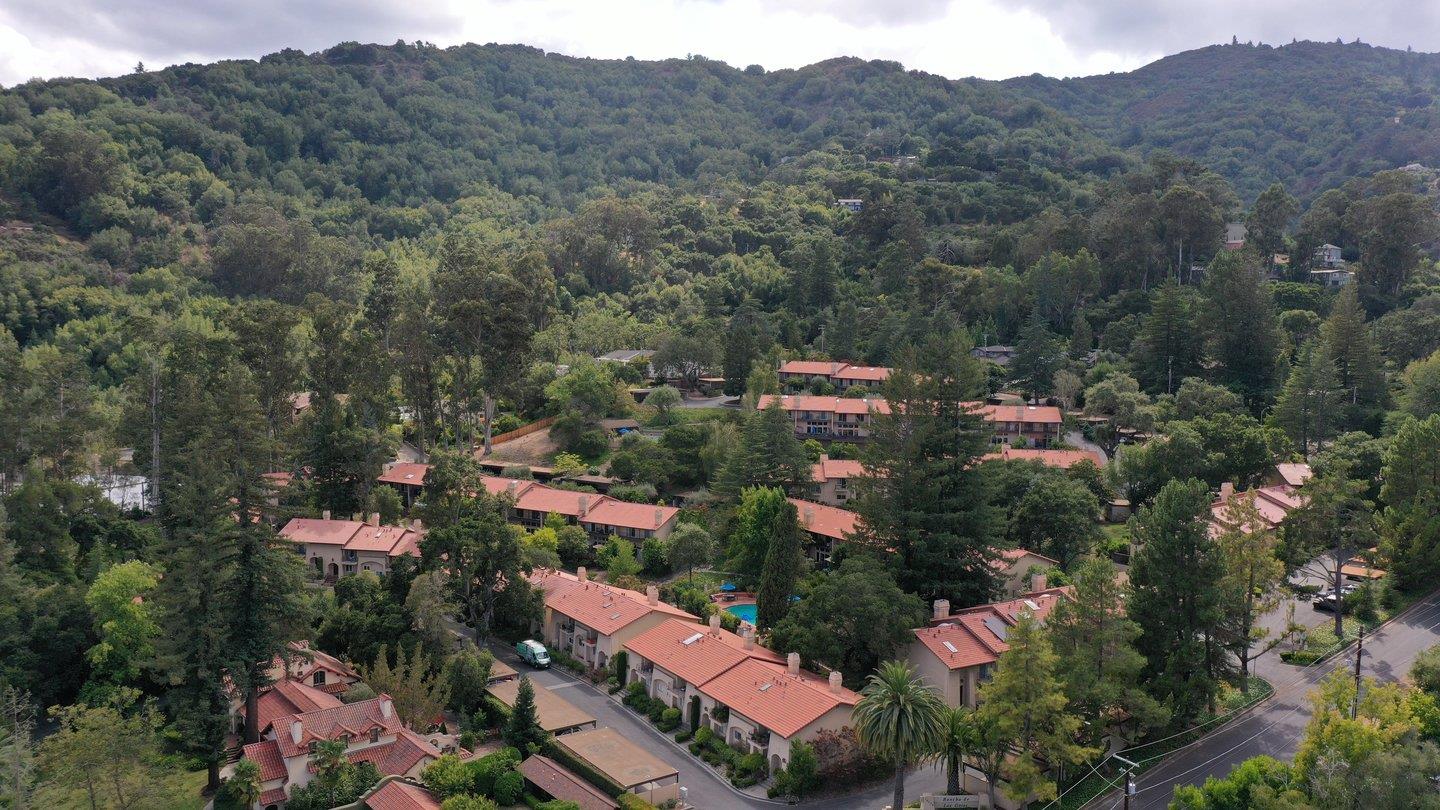 Browse active condo listings in RANCHO DE LOS GATOS