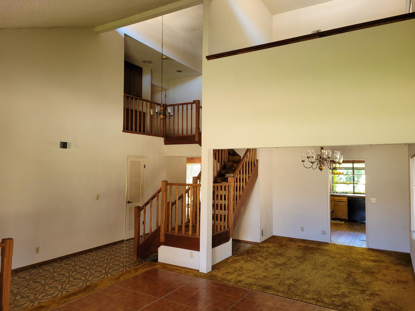 Detail Gallery Image 8 of 9 For 2763 Pepperidge Ct, San Jose,  CA 95148 - 4 Beds | 2/1 Baths