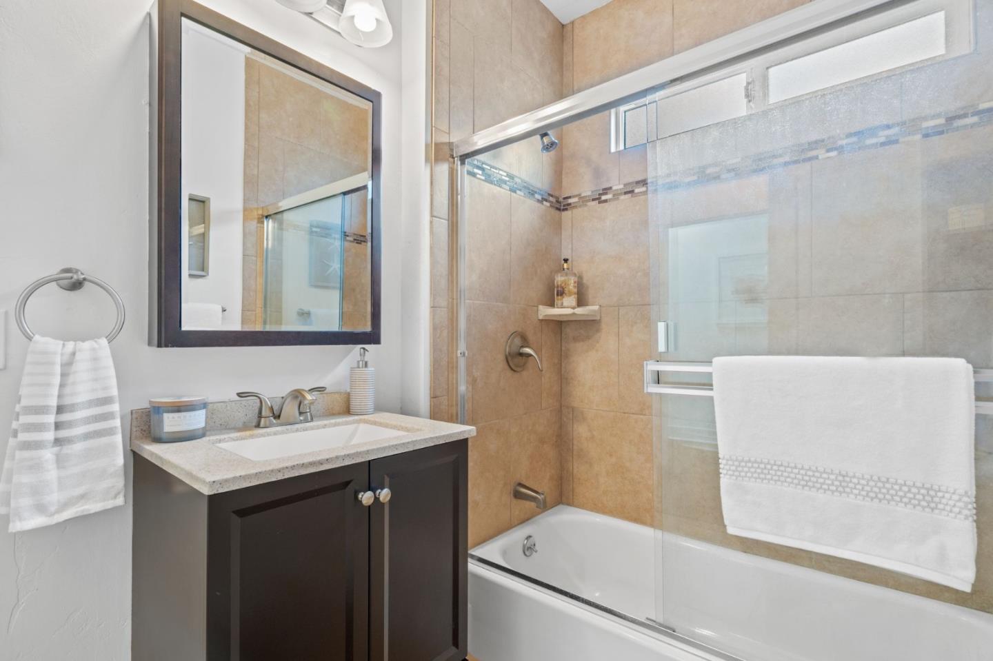 Detail Gallery Image 11 of 36 For 980 S 12th St, San Jose,  CA 95112 - 2 Beds | 2 Baths