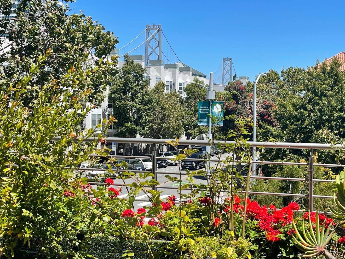 Detail Gallery Image 1 of 18 For 219 Brannan St 2f,  San Francisco,  CA 94107 - 2 Beds | 2 Baths