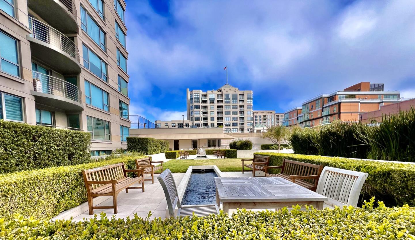 219 Brannan Street # 2F, San Francisco, California 94107, 2 Bedrooms Bedrooms, ,2 BathroomsBathrooms,Residential,For Sale,219 Brannan Street # 2F,ML81977128