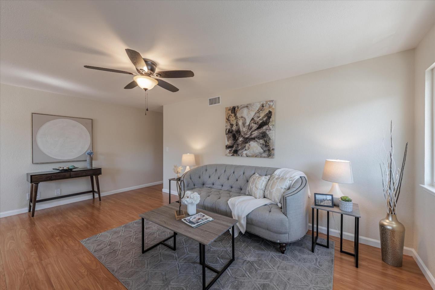 Detail Gallery Image 3 of 17 For 788 Delaware #4,  San Jose,  CA 95123 - 2 Beds | 1 Baths