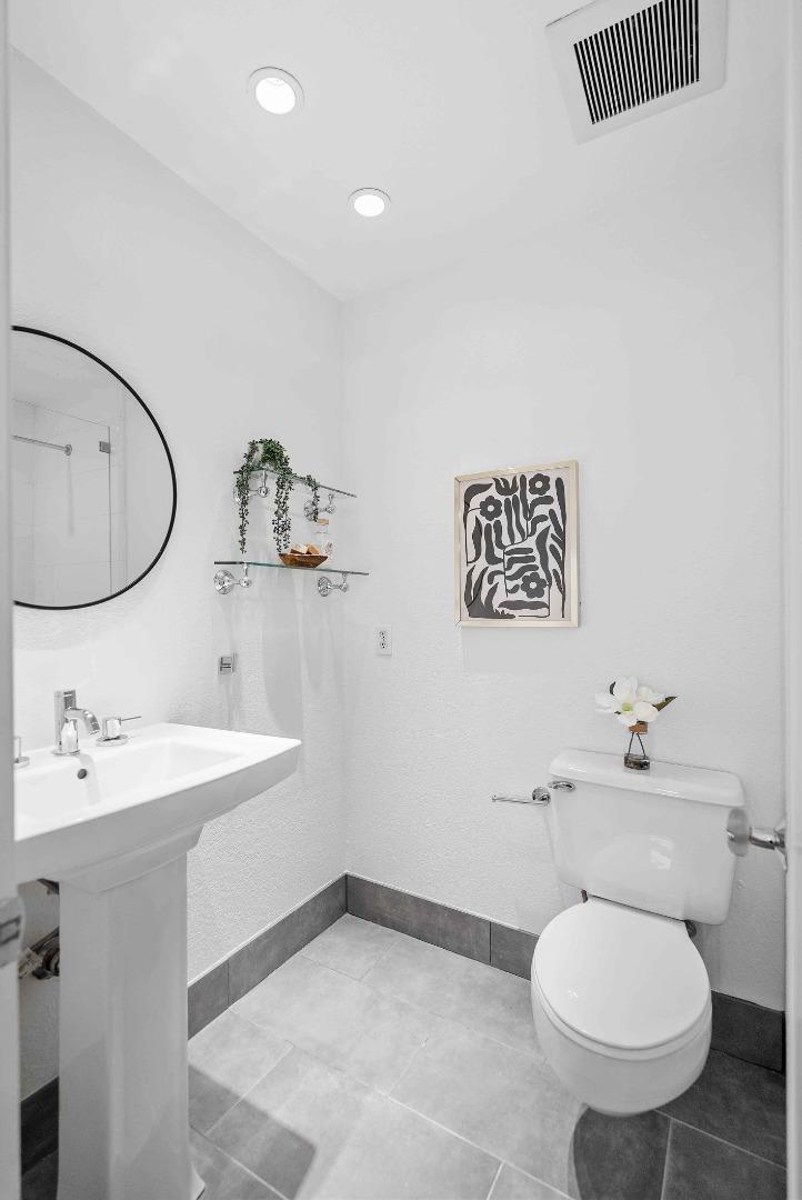 Detail Gallery Image 12 of 24 For 153 California Ave #F101,  Palo Alto,  CA 94306 - 2 Beds | 2 Baths