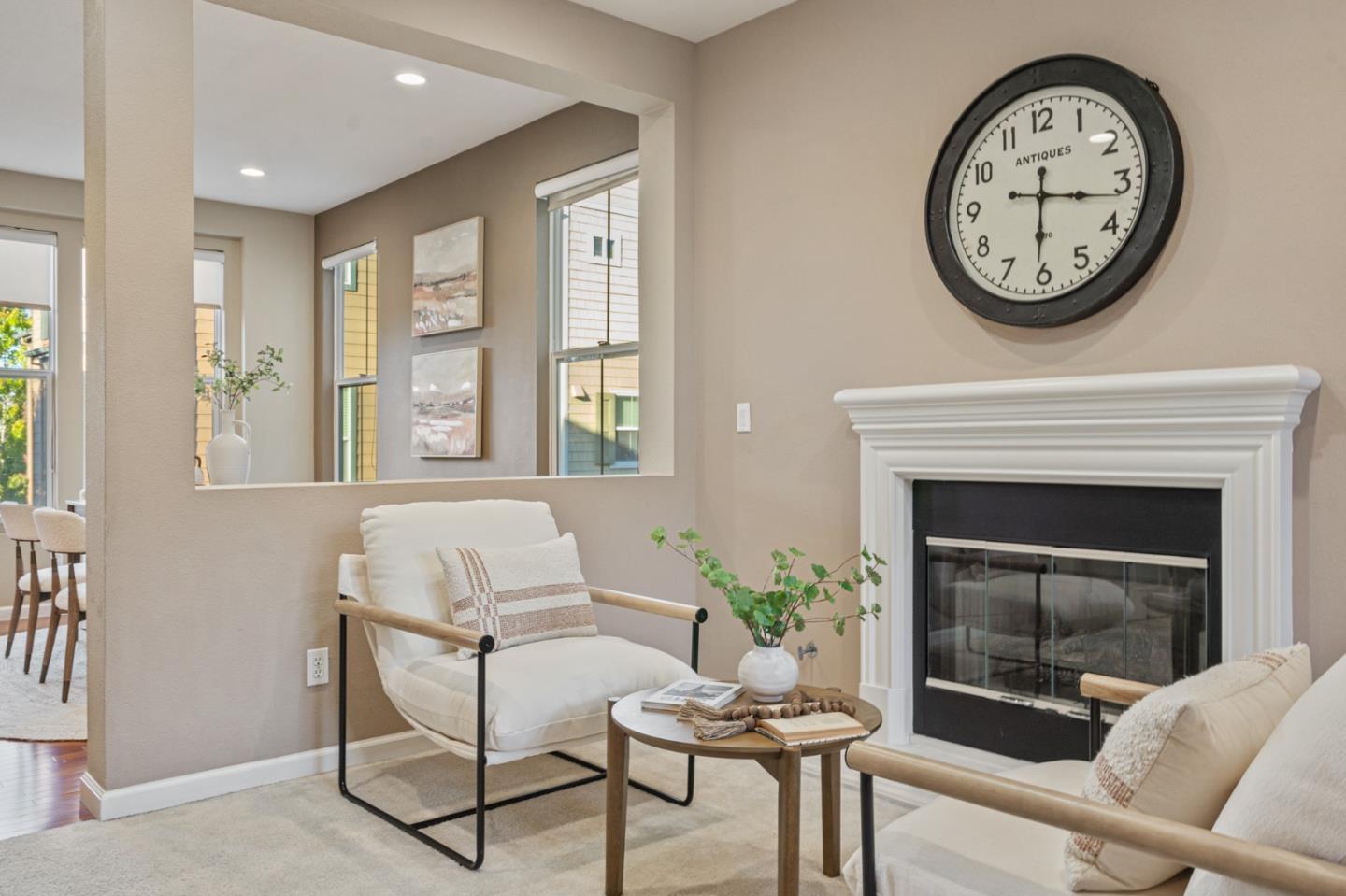 Detail Gallery Image 11 of 38 For 190 Wiley Ter, Mountain View,  CA 94043 - 3 Beds | 3/1 Baths