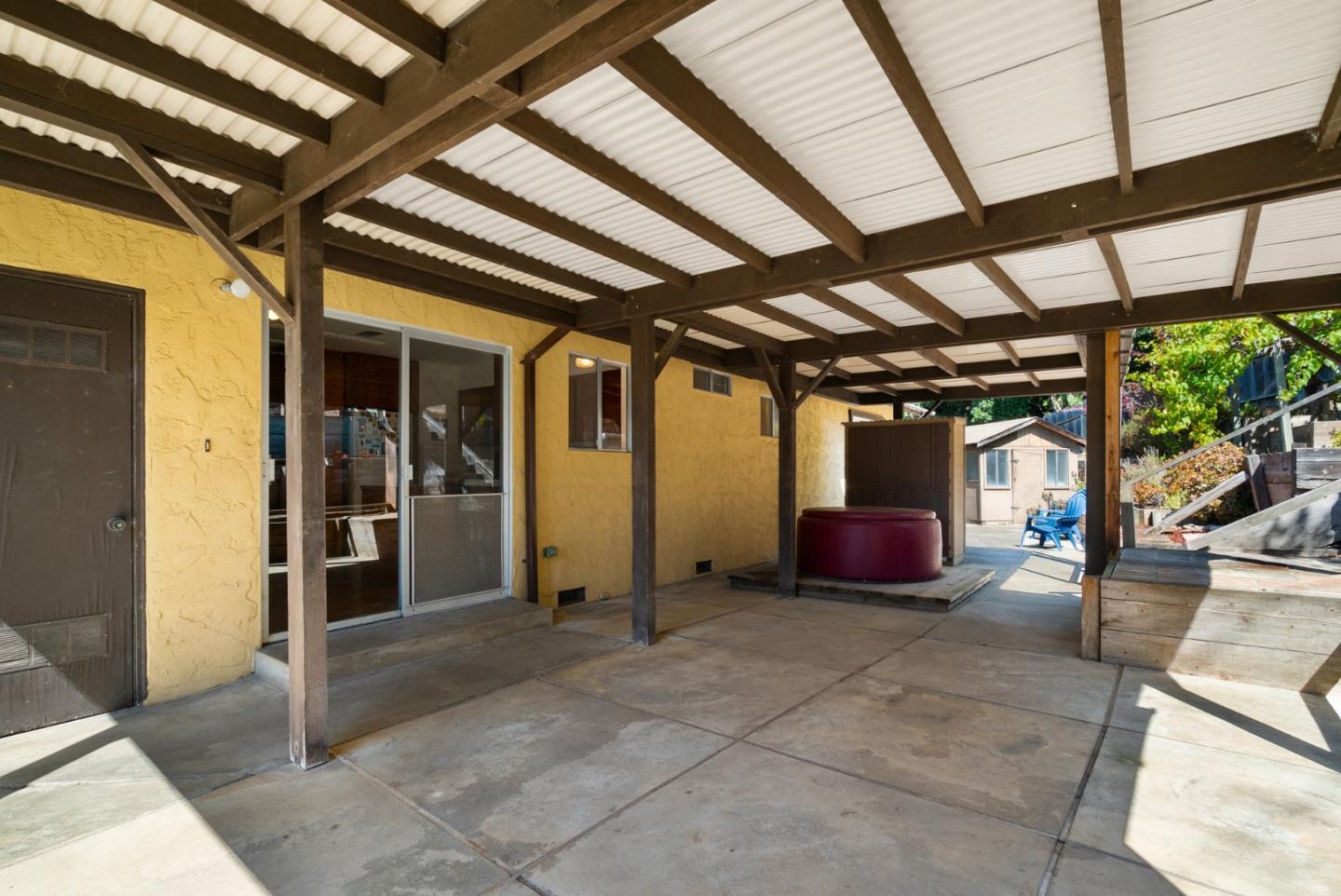 Detail Gallery Image 37 of 68 For 1420 Oakleaf Dr, Royal Oaks,  CA 95076 - 2 Beds | 1/1 Baths