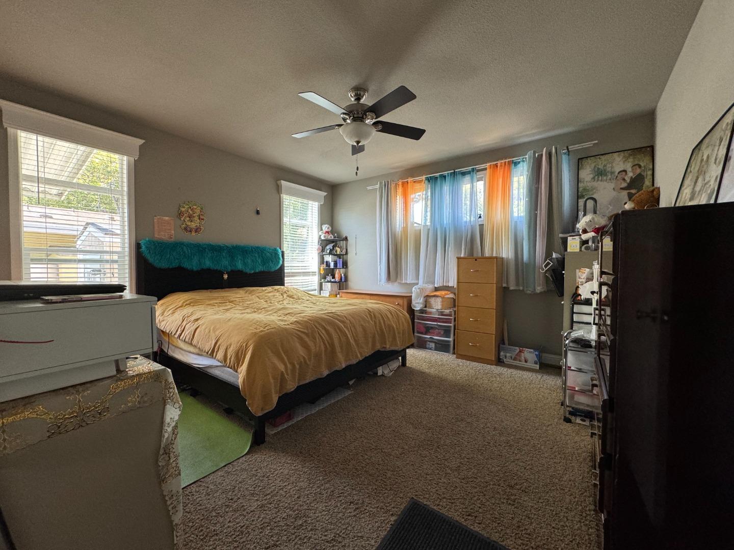 Detail Gallery Image 9 of 16 For 1050 Borregas Av. #1,  Sunnyvale,  CA 94089 - 3 Beds | 2/1 Baths