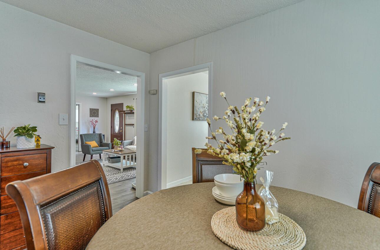 Detail Gallery Image 12 of 33 For 1705 Laguna St, Seaside,  CA 93955 - 3 Beds | 2 Baths