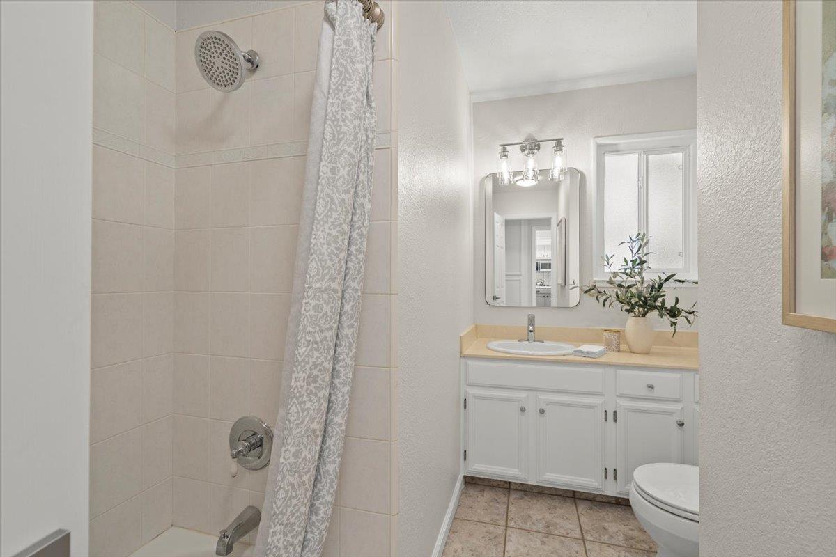 Detail Gallery Image 19 of 26 For 6725 Stephan Ct, Gilroy,  CA 95020 - 4 Beds | 2 Baths