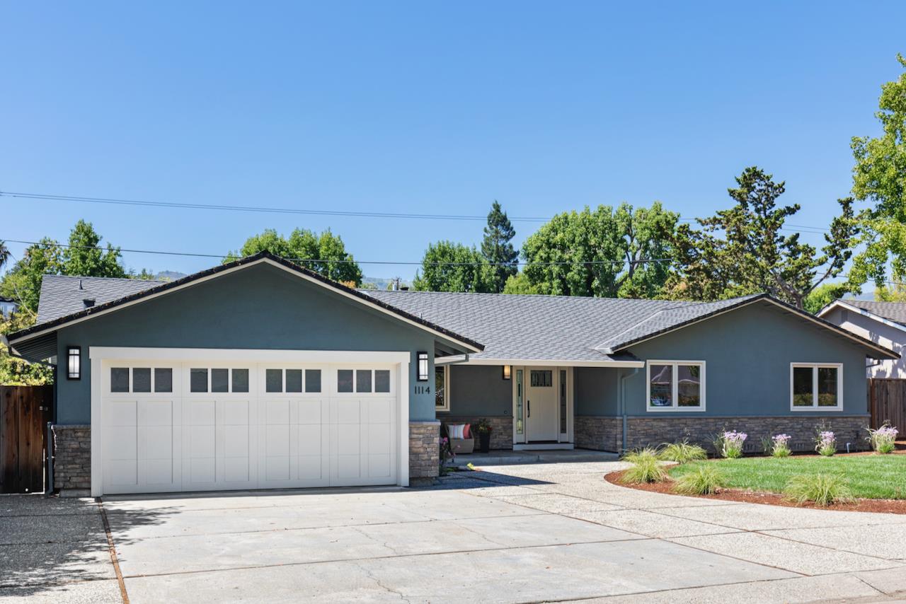 Detail Gallery Image 1 of 1 For 1114 Highlands Cir, Los Altos,  CA 94024 - 4 Beds | 3 Baths