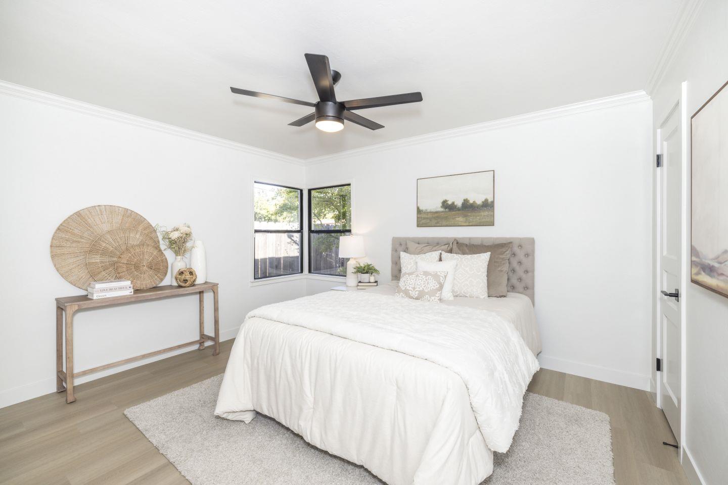 Detail Gallery Image 21 of 31 For 111 E St, Redwood City,  CA 94063 - 3 Beds | 1 Baths