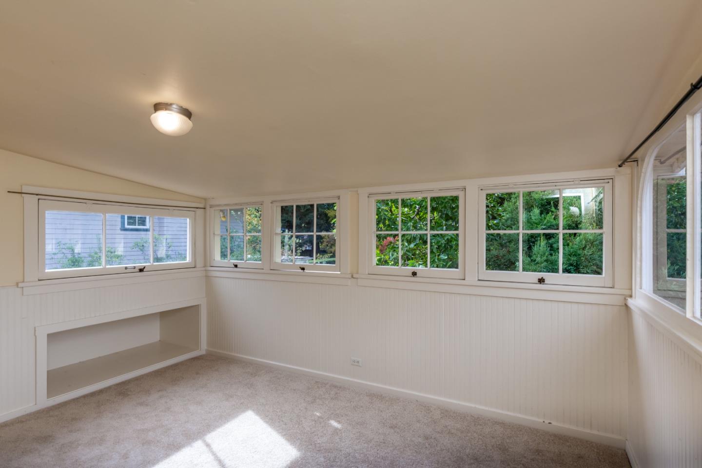 Detail Gallery Image 41 of 44 For 723 Costa Rica Ave, San Mateo,  CA 94402 - 5 Beds | 2 Baths