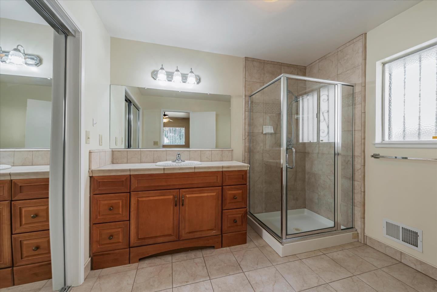 Detail Gallery Image 30 of 43 For 2132 Canoas Garden Ave, San Jose,  CA 95125 - 3 Beds | 2 Baths