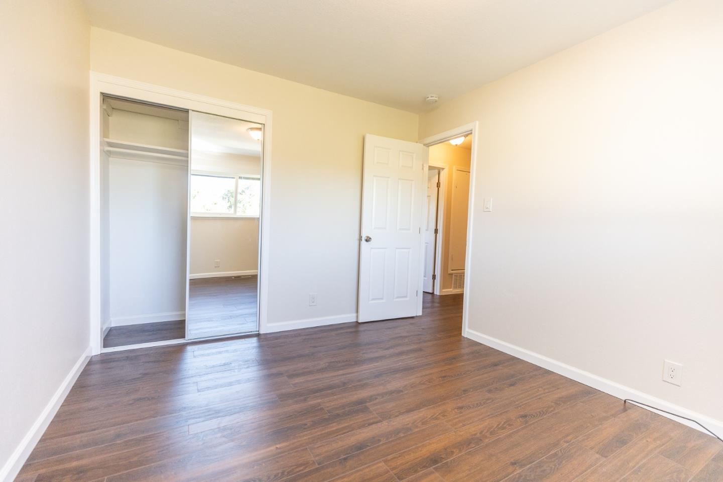 Detail Gallery Image 23 of 40 For 126 Wayne Ct #122,  Redwood City,  CA 94063 - 3 Beds | 2 Baths