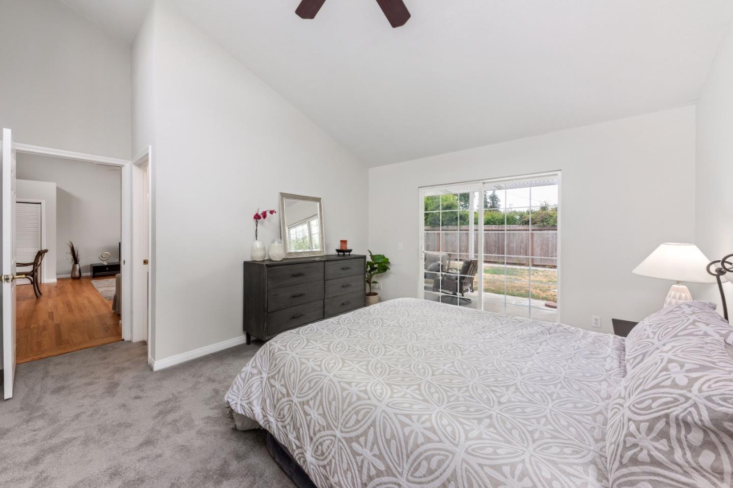 Detail Gallery Image 39 of 52 For 824 Howe St, San Mateo,  CA 94401 - 3 Beds | 2 Baths