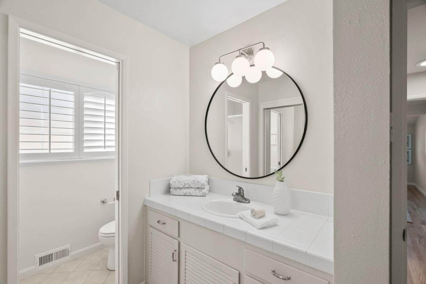 Detail Gallery Image 17 of 26 For 748 Caribou Ct, Sunnyvale,  CA 94087 - 4 Beds | 2 Baths