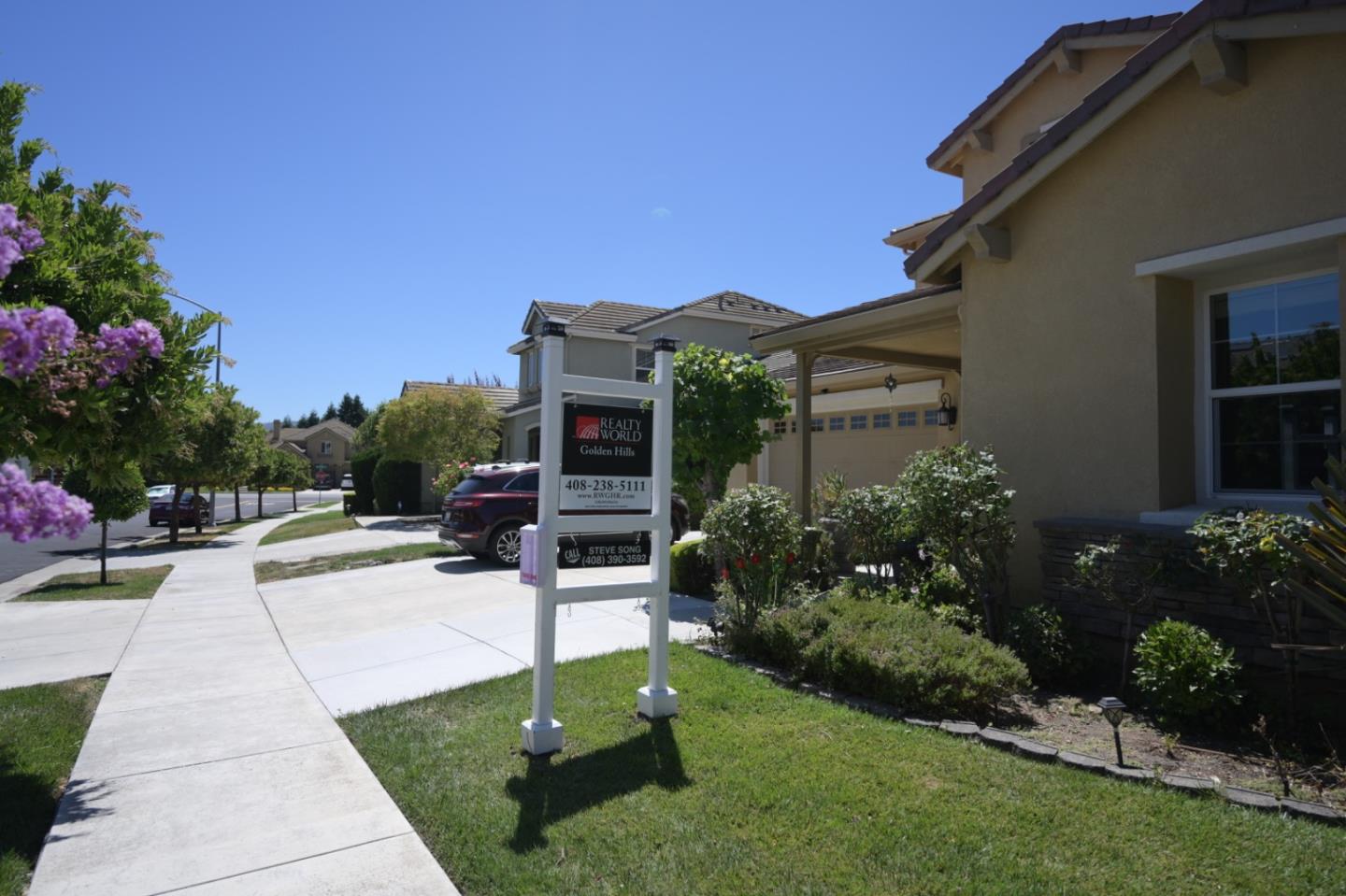 Detail Gallery Image 3 of 30 For 9725 Coyote Moon Ln, Gilroy,  CA 95020 - 4 Beds | 3/1 Baths