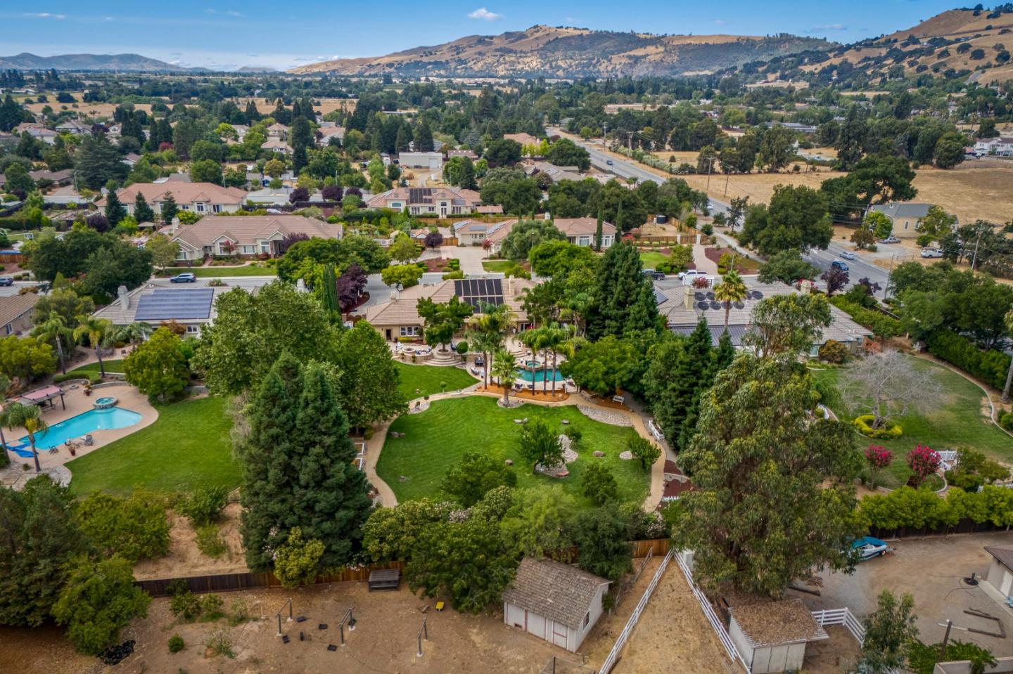 Detail Gallery Image 94 of 101 For 1980 Pear Dr, Morgan Hill,  CA 95037 - 5 Beds | 3 Baths