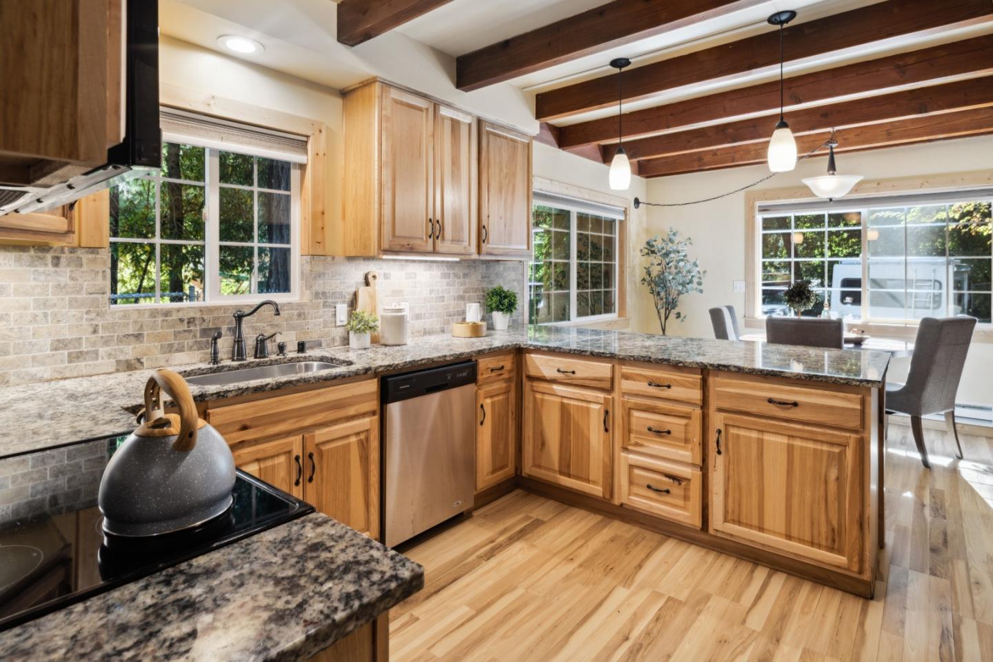 Detail Gallery Image 9 of 49 For 135 Irene Ave, Boulder Creek,  CA 95006 - 2 Beds | 2 Baths