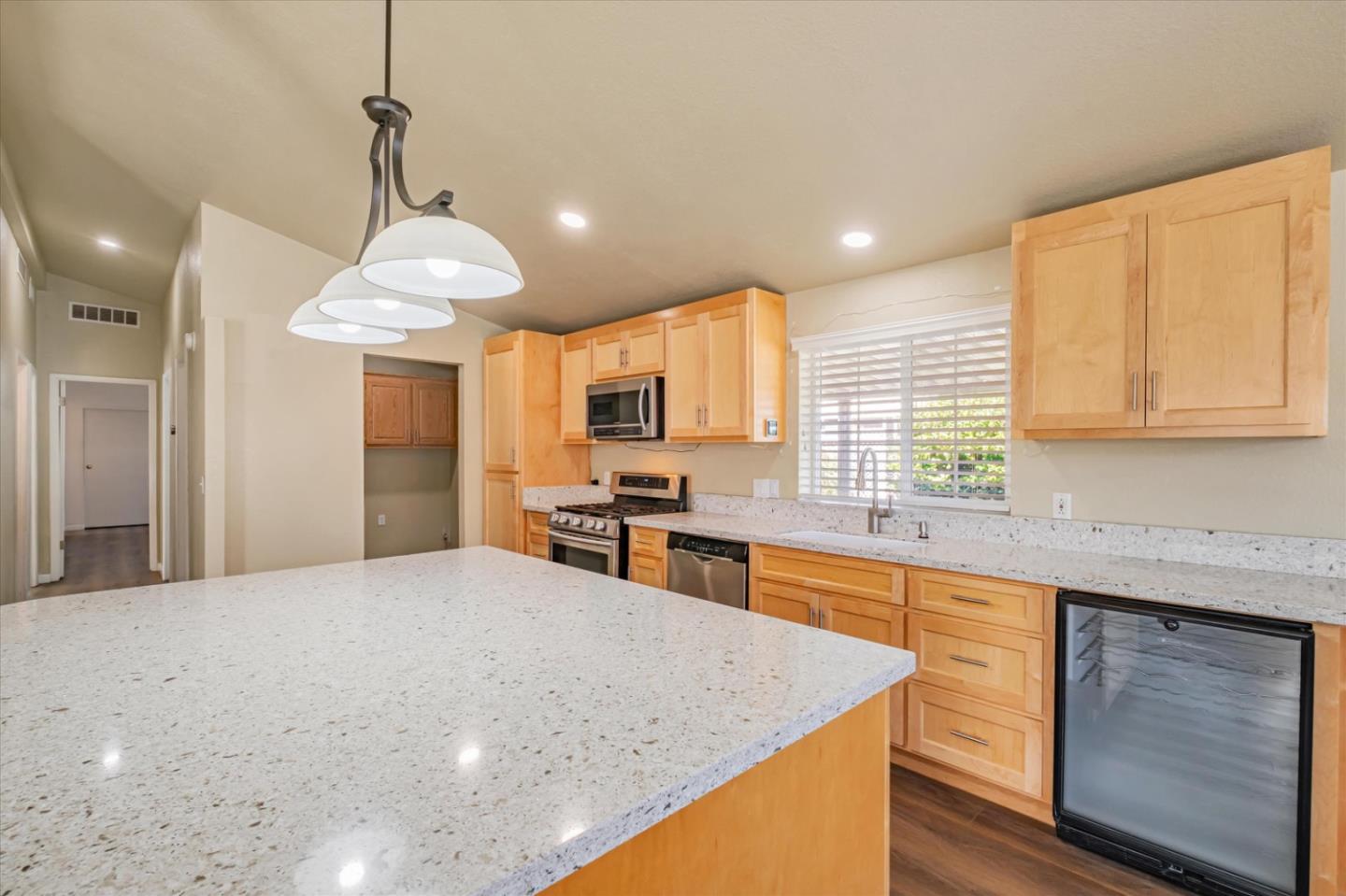 Detail Gallery Image 3 of 24 For 225 Mount Hermon #34 Rd #34,  Scotts Valley,  CA 95066 - 3 Beds | 2 Baths