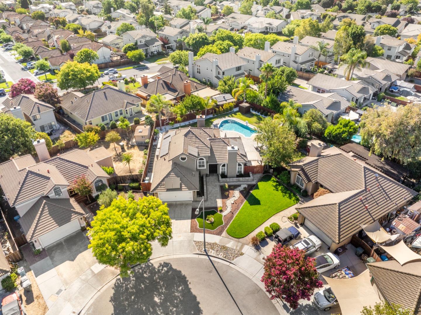 Detail Gallery Image 3 of 34 For 9076 San Juan Ct, Gilroy,  CA 95020 - 3 Beds | 2/1 Baths