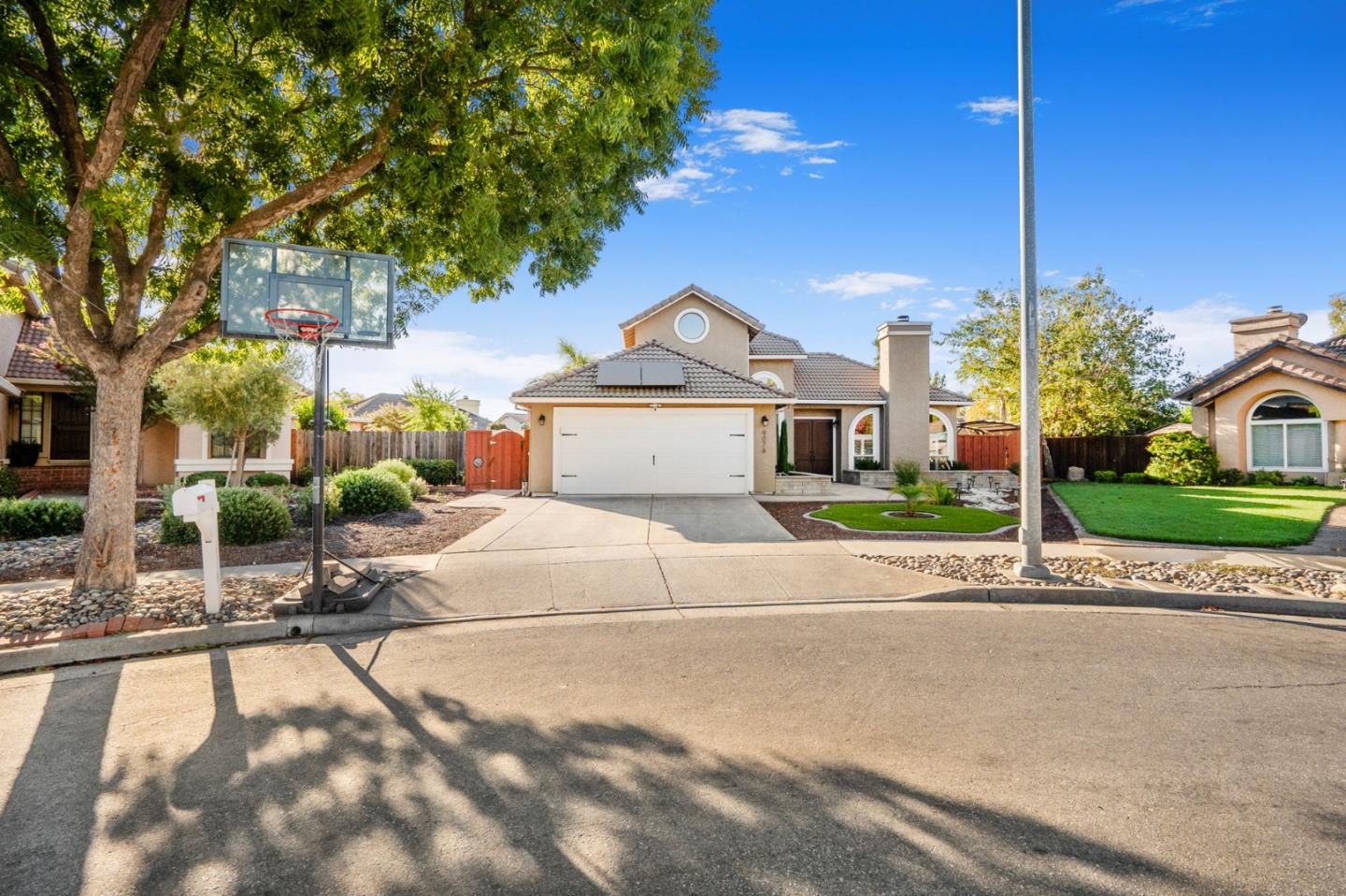 Detail Gallery Image 8 of 34 For 9076 San Juan Ct, Gilroy,  CA 95020 - 3 Beds | 2/1 Baths