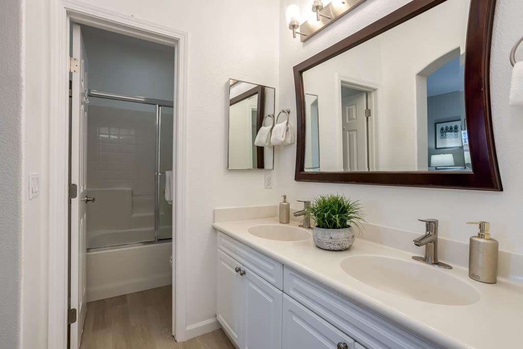 Detail Gallery Image 17 of 30 For 881 Water Walk, Milpitas,  CA 95035 - 2 Beds | 2/1 Baths