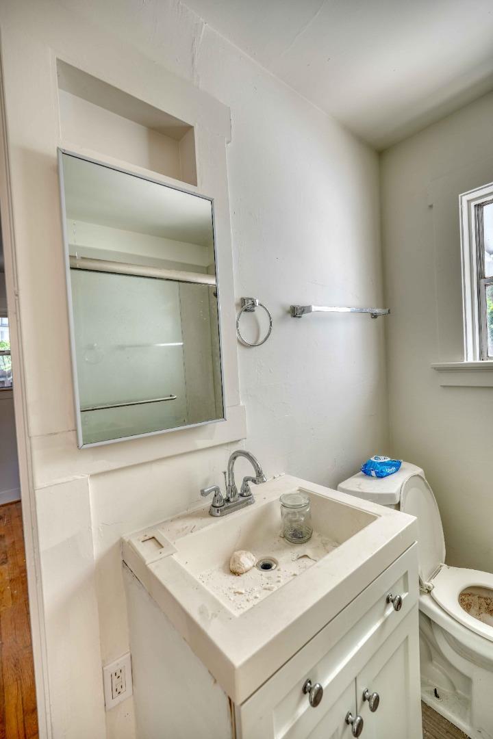 Detail Gallery Image 12 of 36 For 1508 Bay Rd, East Palo Alto,  CA 94303 - 3 Beds | 1/1 Baths