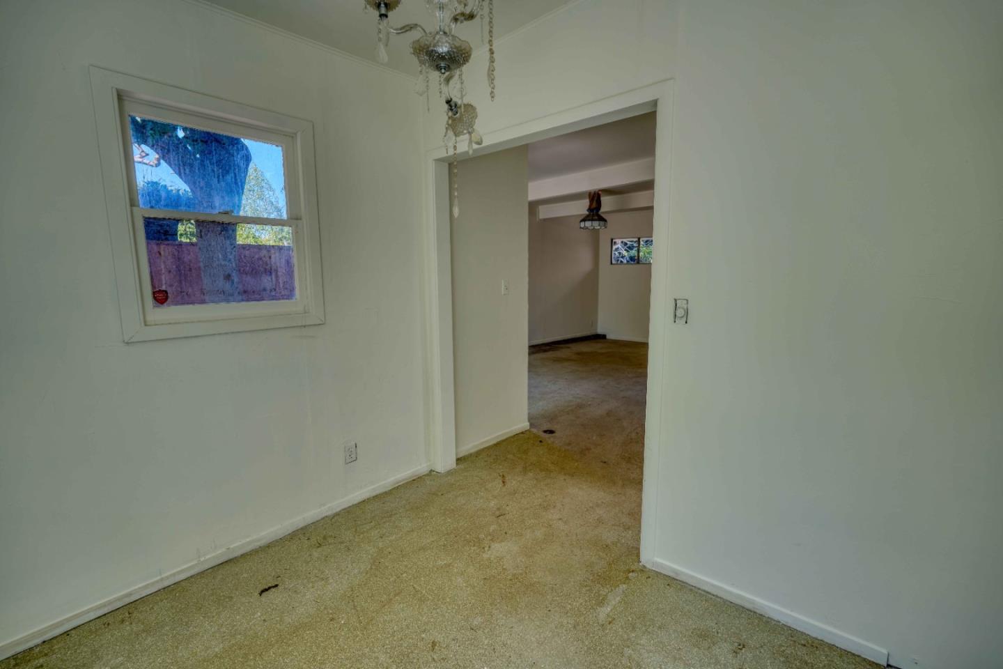 Detail Gallery Image 21 of 36 For 1508 Bay Rd, East Palo Alto,  CA 94303 - 3 Beds | 1/1 Baths