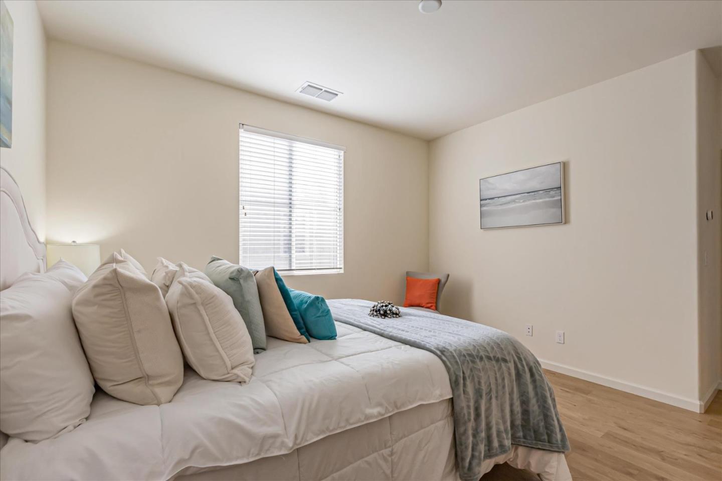 Detail Gallery Image 16 of 40 For 1350 Nestwood Way, Milpitas,  CA 95035 - 2 Beds | 2/1 Baths